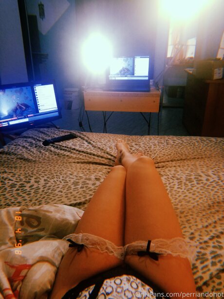 Perriandohot model best pics