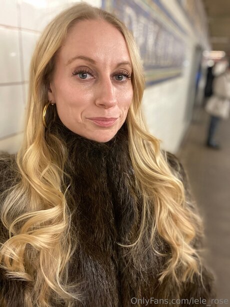 Lele Rose pornstar hot pictures