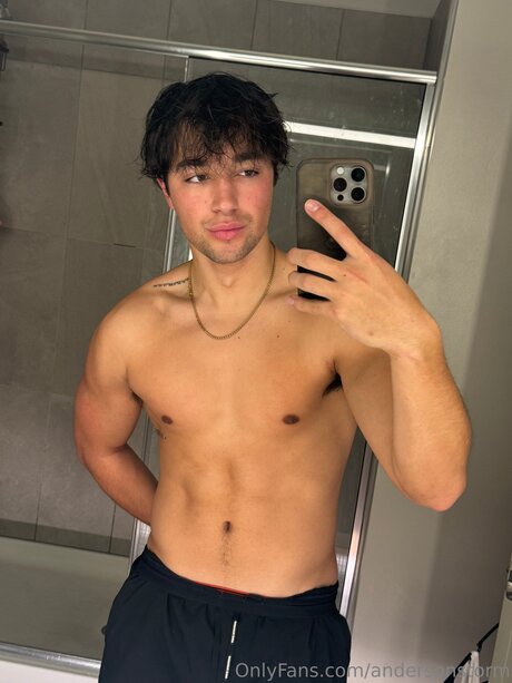 Andersonstorm sexy actress photo