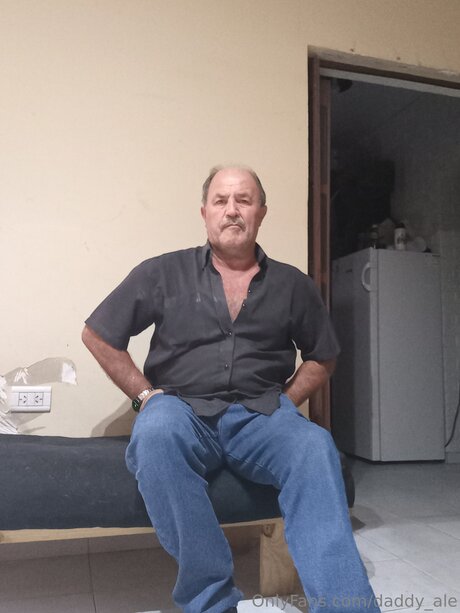 Daddy Ale model xxx picture