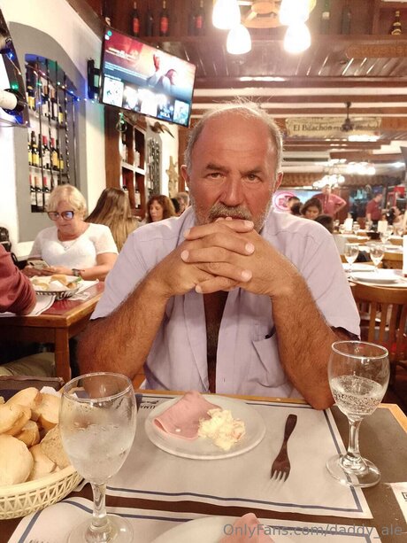 Daddy Ale pornographic actress photos