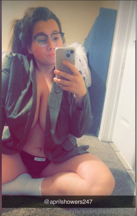 Daddygirthfree hot actress picture