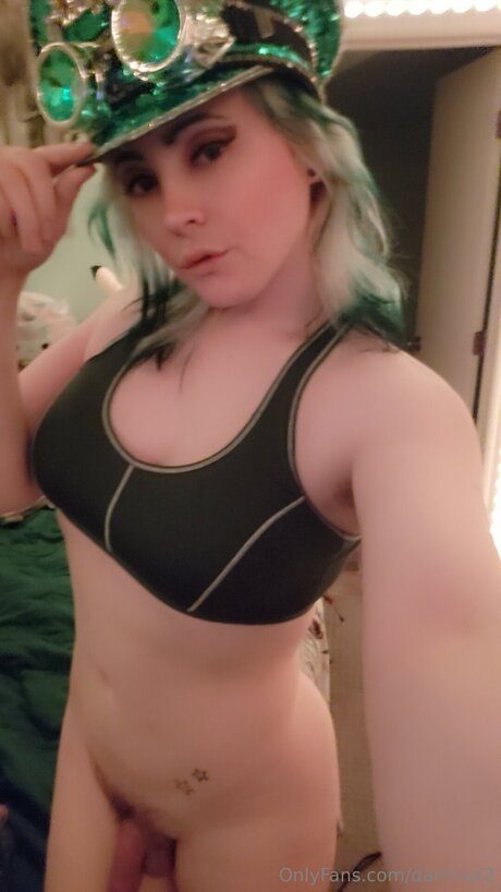 Dannixx2 porn star pics