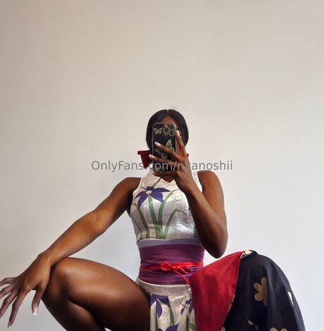 Nyanoshii pornstar nude image