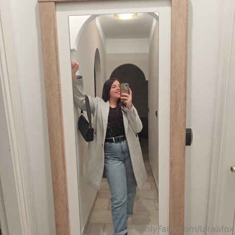 Laraafox pretty pornstar galleries