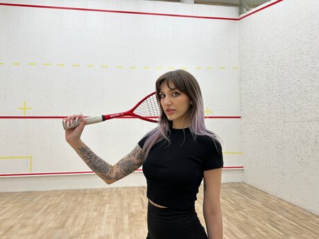 Alice Its Me sexy star photo