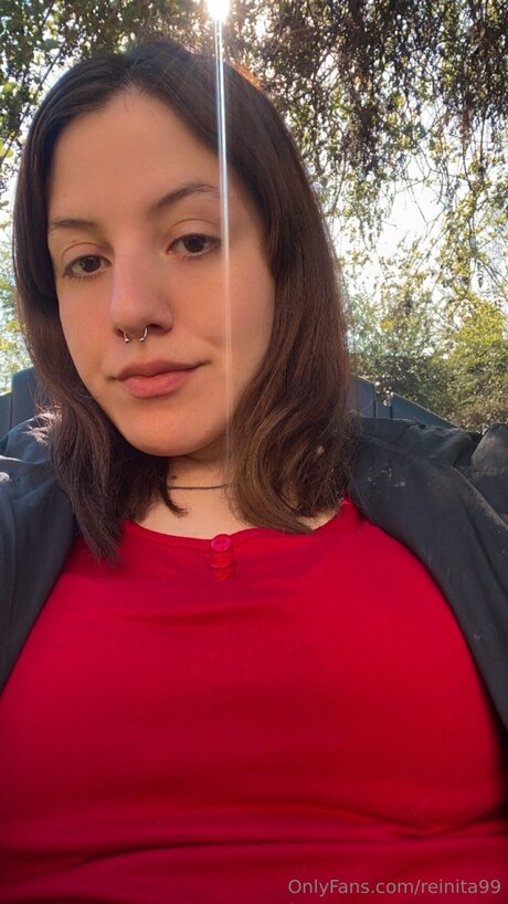 Reinita99 naked model gallery