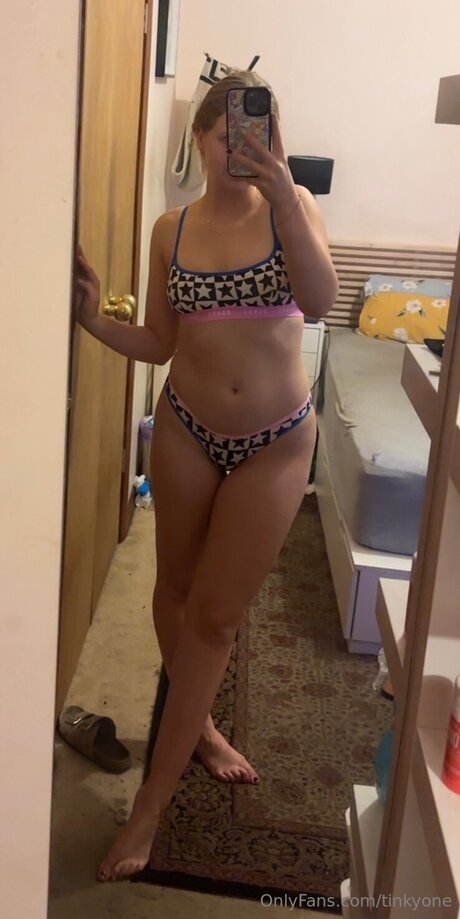 Tinkyone xxx star picture