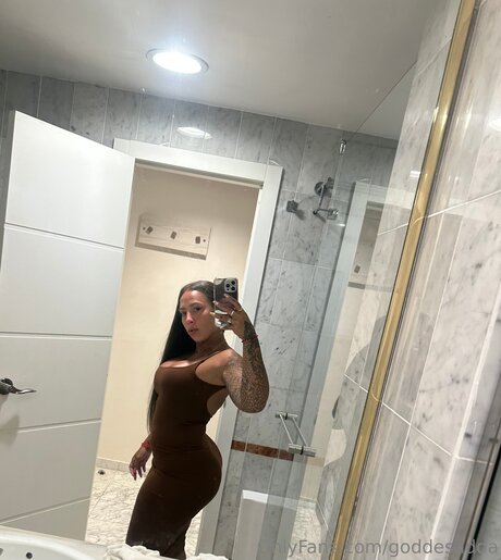 Goddesadda model perfect images