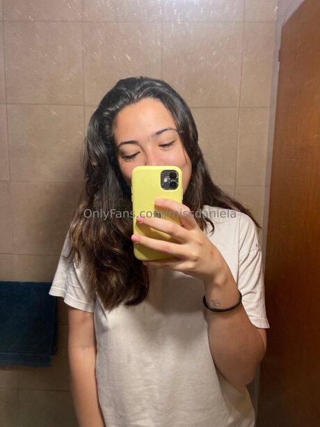 Kinkydaniela pretty actress img