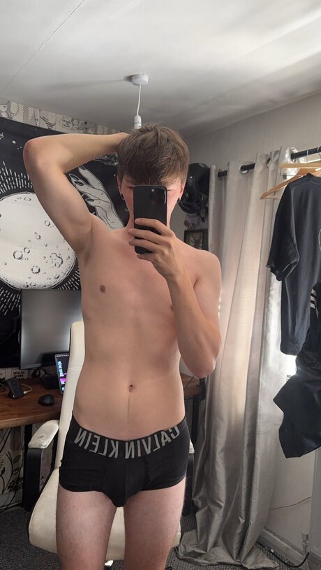 Thebeeb0i star nudes image