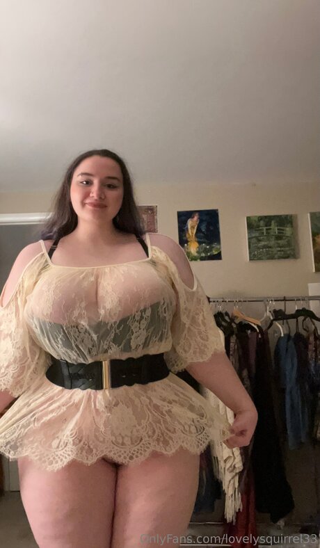 Lovelysquirrel33 pornstar beautiful pictures