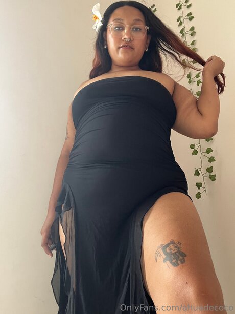 Vessia 11 erotic model img