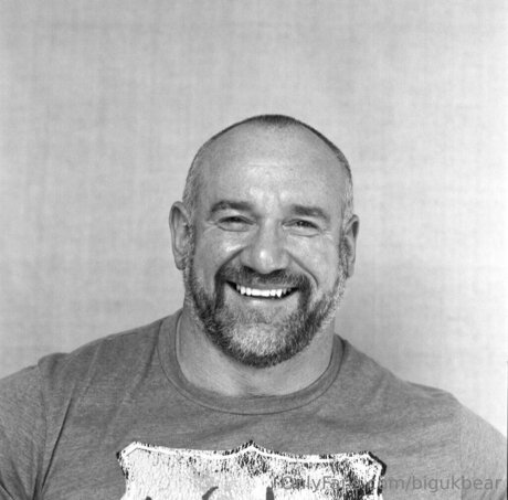 Bigukbear model xxx img