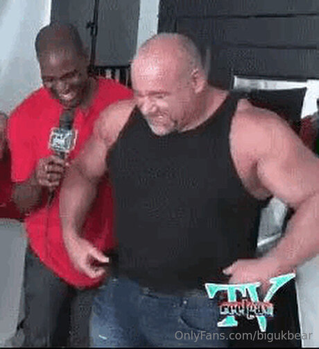 Bigukbear model nude gallery