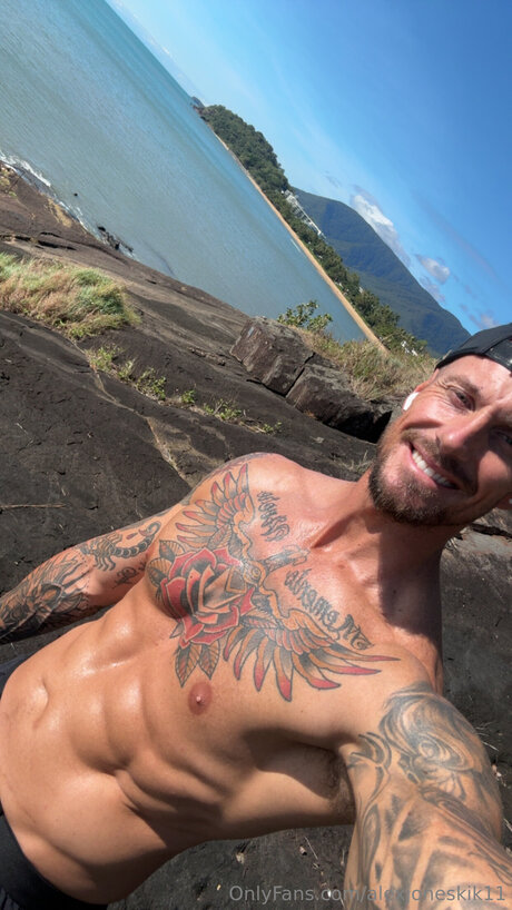 Alexjoneskik11 adult actress img