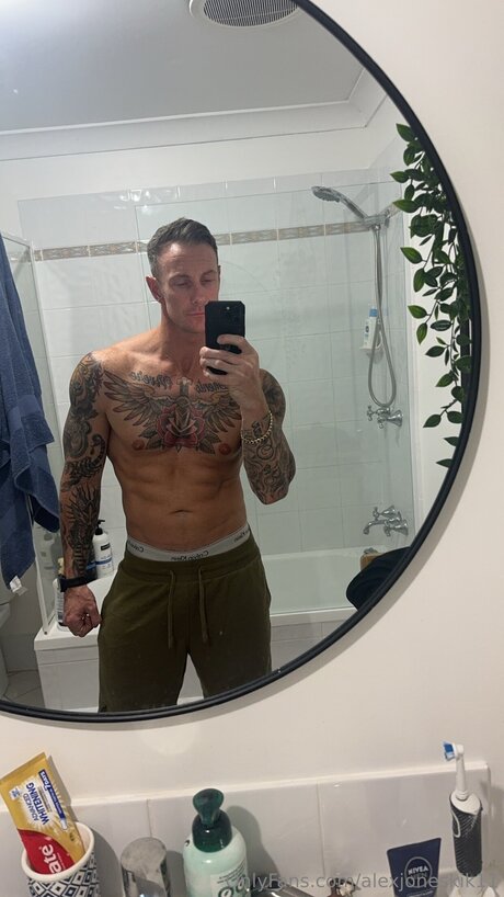 Alexjoneskik11 top model archive