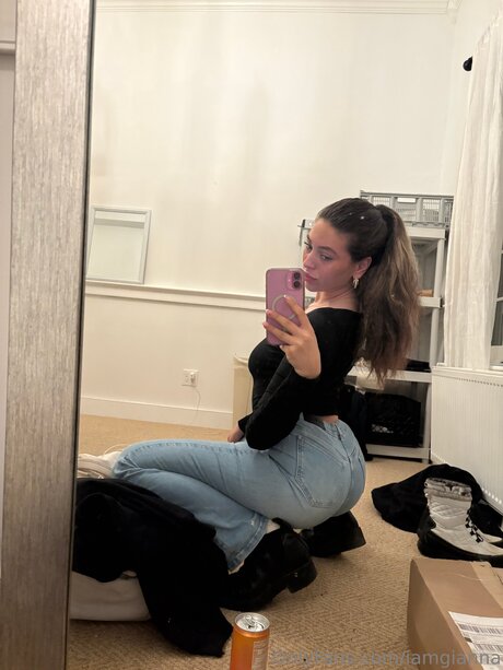 Iamgianna high quality model images