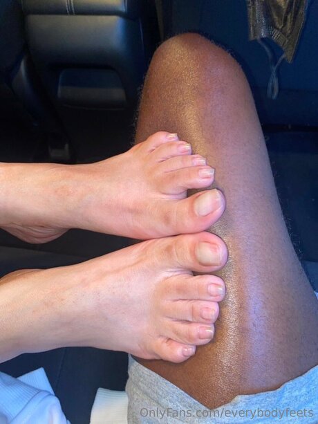 Everybodyfeets nudes model photo