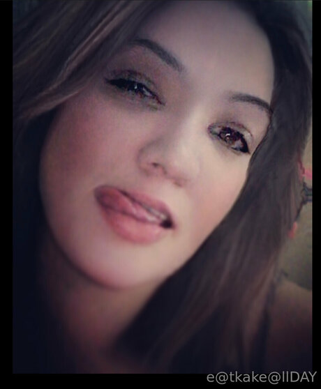 Eatkake pornstar nude galleries