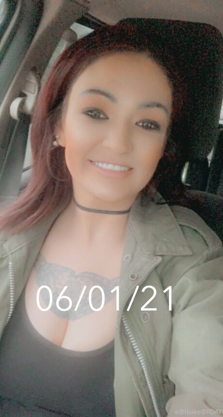 Eatkake pornstar sexy images