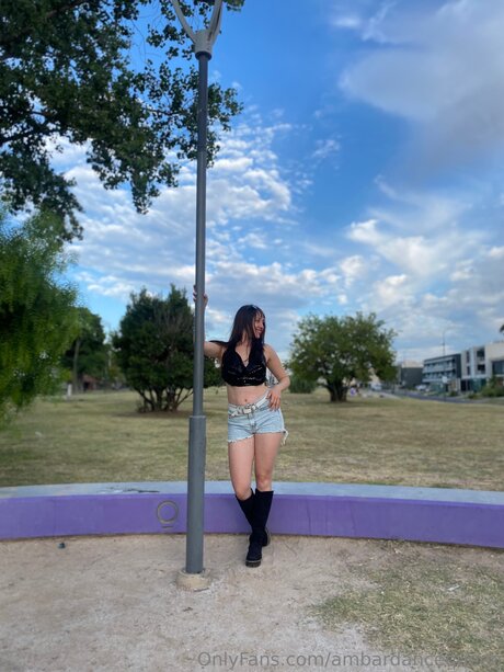 Ambarlatingirl art pornstar img