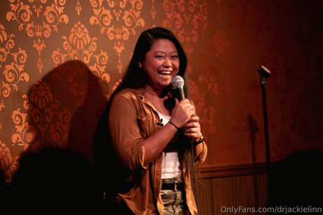 Drlinn pretty pornstar photo