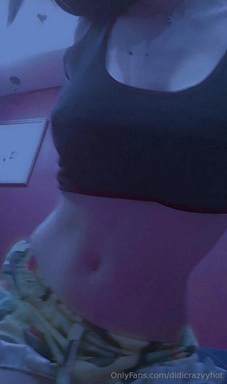 Didicrazyyhot nice model image