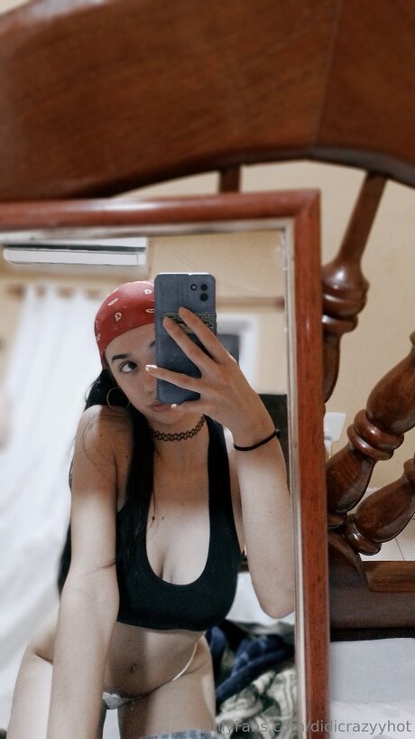 Didicrazyyhot model nice archive