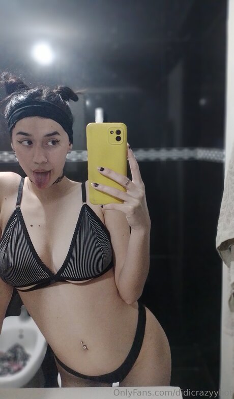 Didicrazyyhot hd model pictures