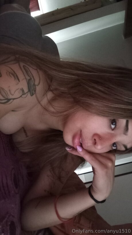 Anyu1510 model erotic pictures