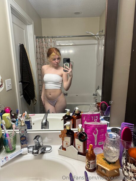 Notyourshortyy hot model images