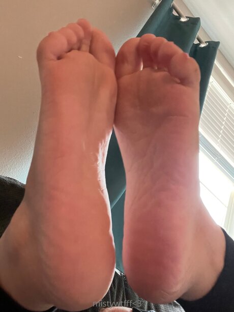 Mistywtfff naked model archive