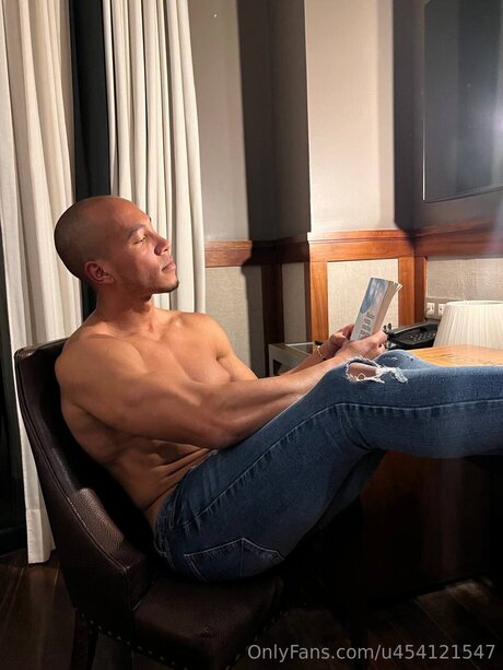 Dwayne Johnson Jr adult model pics