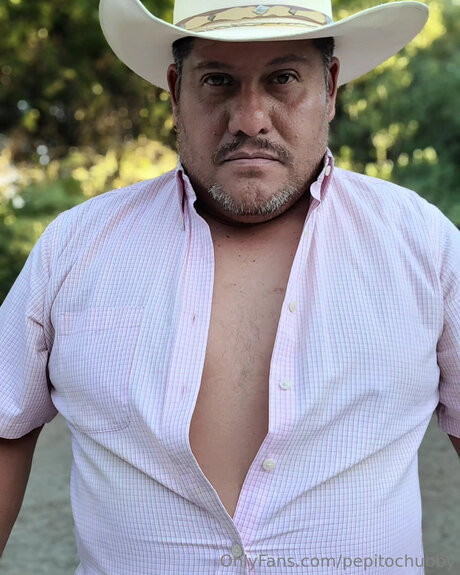 Pepitochubby model hd image