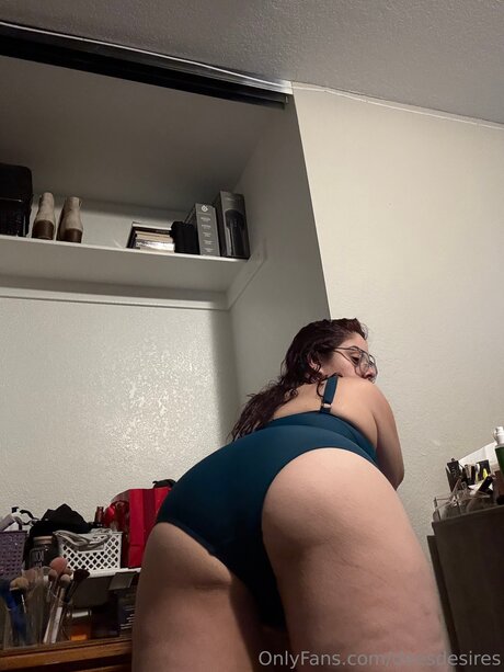 Deesdesires star exclusive pics