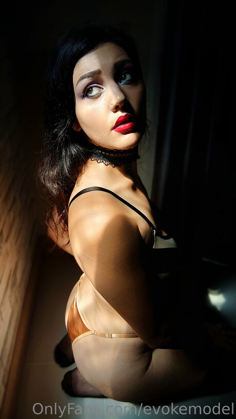 Evokemodel hot star image