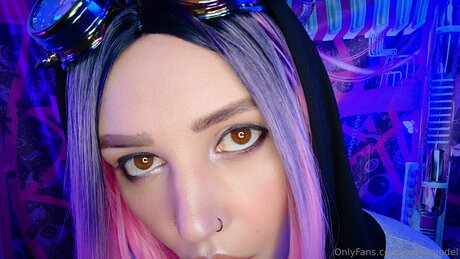 Evokemodel adult model pictures