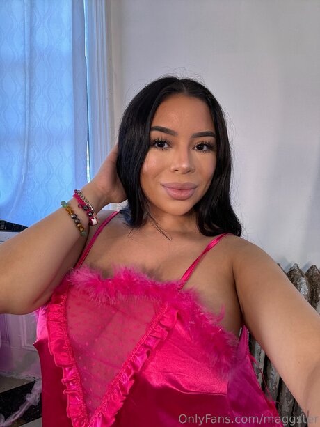 Loveelunaaa pornstar hot photos