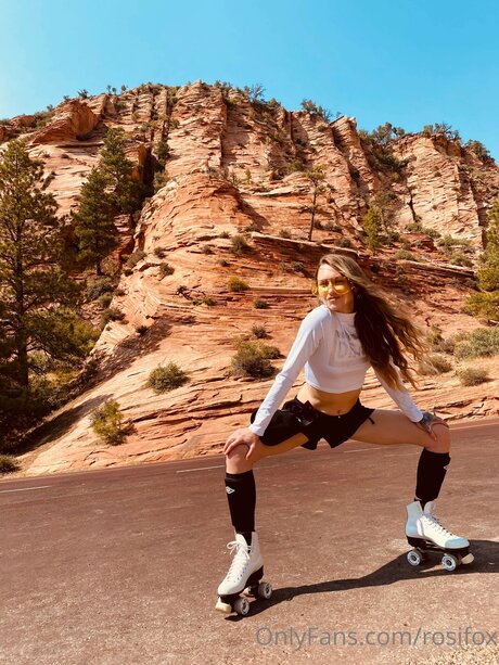 Rosifox sexy actress gallery