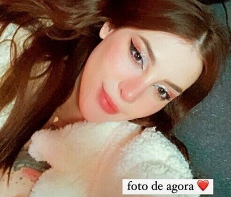 Gabriela Zambrozuski hd actress images