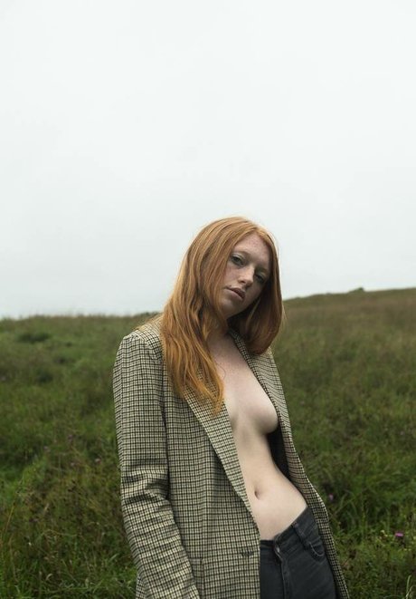 Lilianna Ruger erotic star images