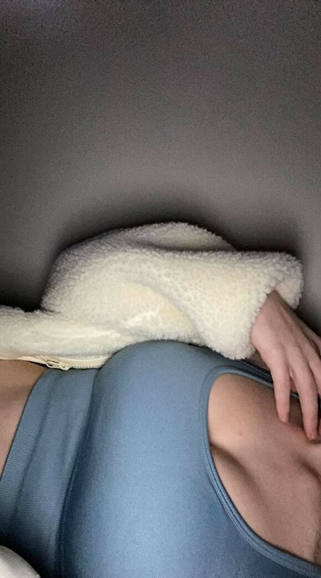 Mira Szalma nude actress pic