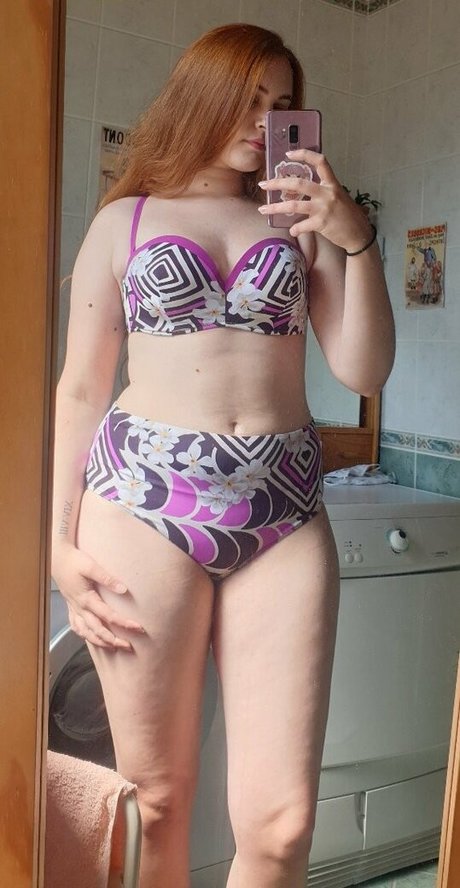 LisonFr star nudes images