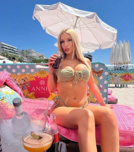 Leakrs__Lea star adult img