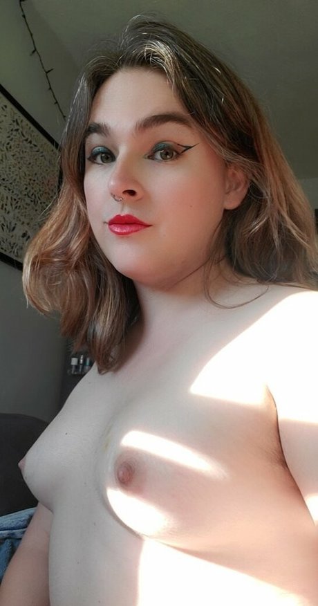 Vorpal Val model pornographic picture