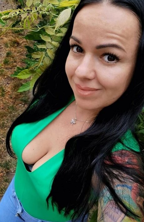 Magyar Milfek model nudes photos