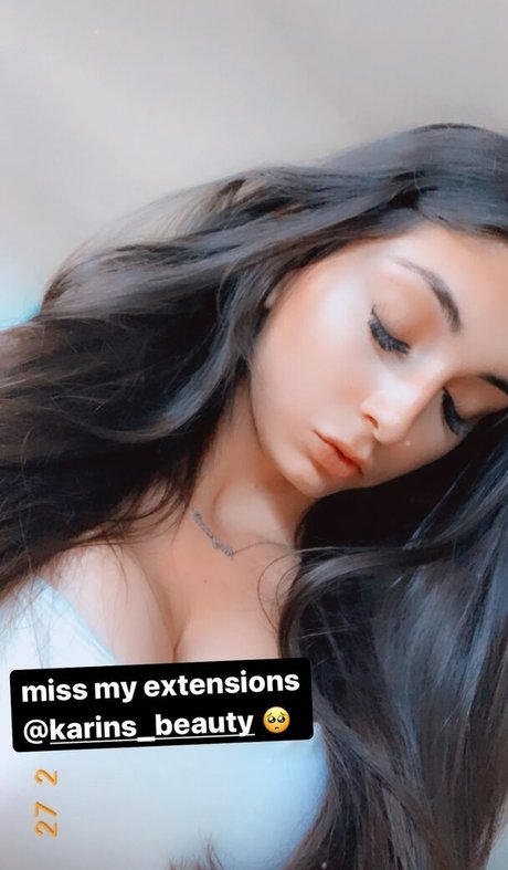 Mayroon Kawash pornstar sexy photos