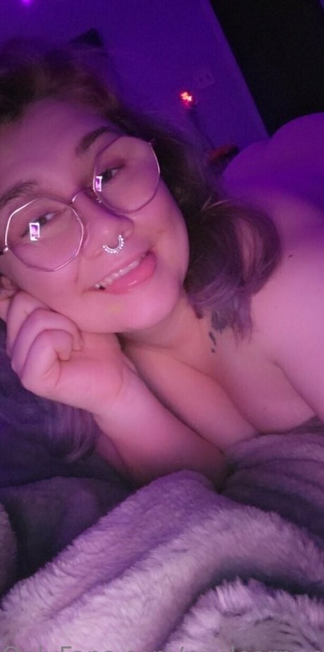 nuclearpuppo naked pornstar pictures