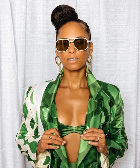 Alicia Keys sex star image